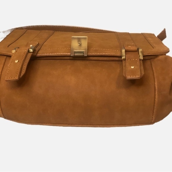 JustFab Francois Crossbody Saddle Bag - Picture 5 of 16